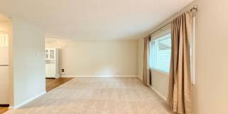 Super Cute 2 Bedroom Condo in Tigard!!! Water, Sewer and Garbage Included!!! Gallery 7