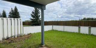 Partially furnished/heat included/4 bedroom Gallery 7