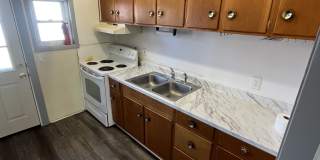 605 Lehigh Avenue Gallery 7