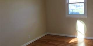 1725 James Street Gallery 19