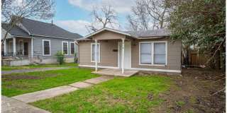 Don't Miss This Relaxing 3BR/1BA Home Near Beautiful Downtown! Don't Miss This Relaxing 3BR/1BA Home Near Beautiful Downtown! Gallery 4