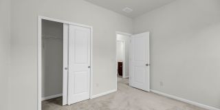 FIRST MONTHS RENT FREE WITH SIGNED 2 YEAR LEASE Gallery 19