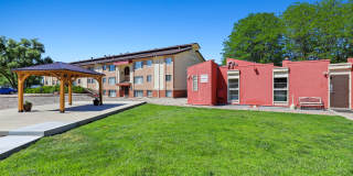 Fountain Garden Gallery 10