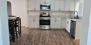 Recently updated 4 bedroom 4 bathroom house in the UNM  North Campus area! Gallery 5