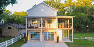 Luxury Carriage House Estate (Executive Elite) Gallery 1