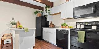 1043 Brooks End Court Gallery 3