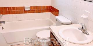 5304 Penguin Drive Gallery 11