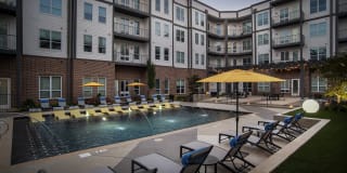 Avenue Madison Gallery 26