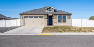 3 bed 2 bath Home for Rent-Quincy Gallery 1