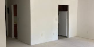 1 Bed / 1 Bath Condo in a Strictly 62+ Community in the Hip Strip! Gallery 5