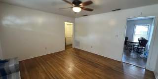 3305 30th Street Gallery 9