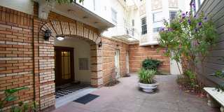 140 20th Avenue Gallery 13