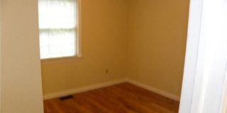 100 Earl Street. Yorktown, Va. Gallery 1