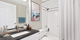 Courtyard at Jefferson Gallery 9