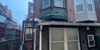 4422 LOCUST Street Gallery 12