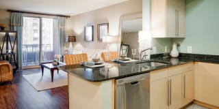Spinnaker Bay at Harbor East Gallery 4