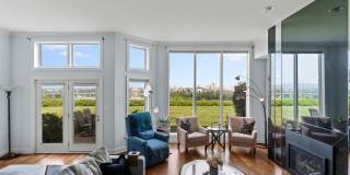 543 BRIDGEVIEW Drive Gallery 1