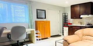 229 E Columbia B Gallery 19