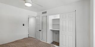 1010 E OSBORN Road Gallery 23