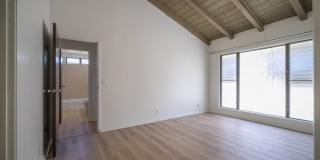 $4000 / 3BR/ 2BA  WELL MAINTAINED SINGLE FAMILY HOME WITH ENCLOSED GARAGE IN KALAMA VALLEY Gallery 23