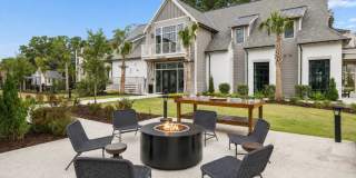 The Henslow Daniel Island Apartments & Townhomes Gallery 60