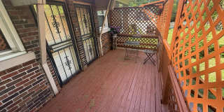 88 N Willett St Gallery 18