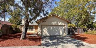 Inviting 3 Bedroom 2 Bathroom Home in Desirable Coffey Park Location Gallery 1