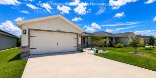 EXCEPTIONAL 3 BEDROOM/2 BATH HOME PLUS LARGE FENCED YARD! LONG TERM LEASE- UNFURNISHED! Gallery 1