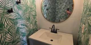 RENOVATED 2BD/1.5 BATH WITH PARKING, LAUNDRY, AND FULL H-VAC WITH MOVE IN SPECIAL!! Gallery 10