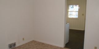 431 Daly Avenue Gallery 6