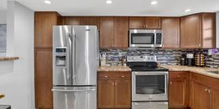 3001 W Rolling Hills Circle Gallery 4