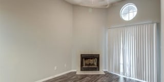 Hub at 934 Apartments Gallery 20