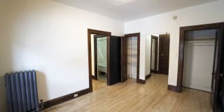 225 Place Apartments Gallery 29