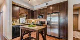 Lakewood Flats Gallery 3