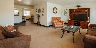 Parkstead Black River Gallery 8