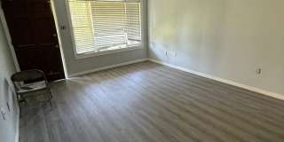 Remodeled 3 Bedroom 2 Bath Home in South Forest Heights Park Gallery 1