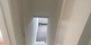 Great House in Oakland with a yard! 2 Beds, 1 Bath Gallery 51
