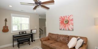 595 E L Ives Drive Gallery 38