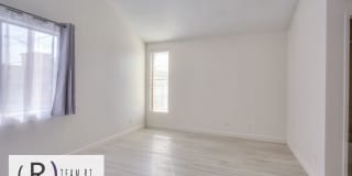 Gorgeous townhouse in a quiet 6-unit gated complex Gallery 42
