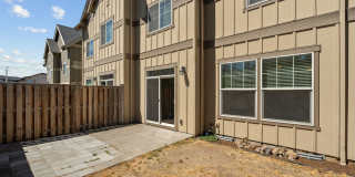 Close proximity to Old Mill District and downtown Gallery 44