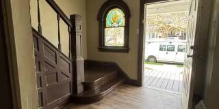 Newly Renovated 4 Bedroom Home Gallery 5