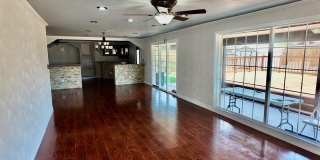 1706 Emerald Gallery 23