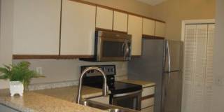 Room in 2 Bedroom Home at Sunpointe Dr Gallery 16
