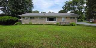 3BR/2BA/2CarGarage Only A Few Minutes From Everything! Gallery 1