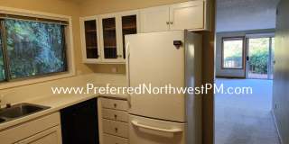 Beautiful 3 Bedroom Home in Southeast Eugene Gallery 9