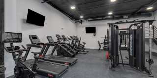 2400-12 East Huntingdon Street Gallery 9