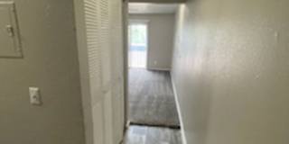 River Walk Apartments Gallery 25