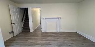 Now showing this updated 3BR 1.5 bath house! Gallery 8