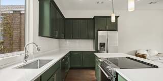 Newly Renovated Condominium Gallery 17