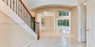 19471 NE 14th Ct Gallery 7
